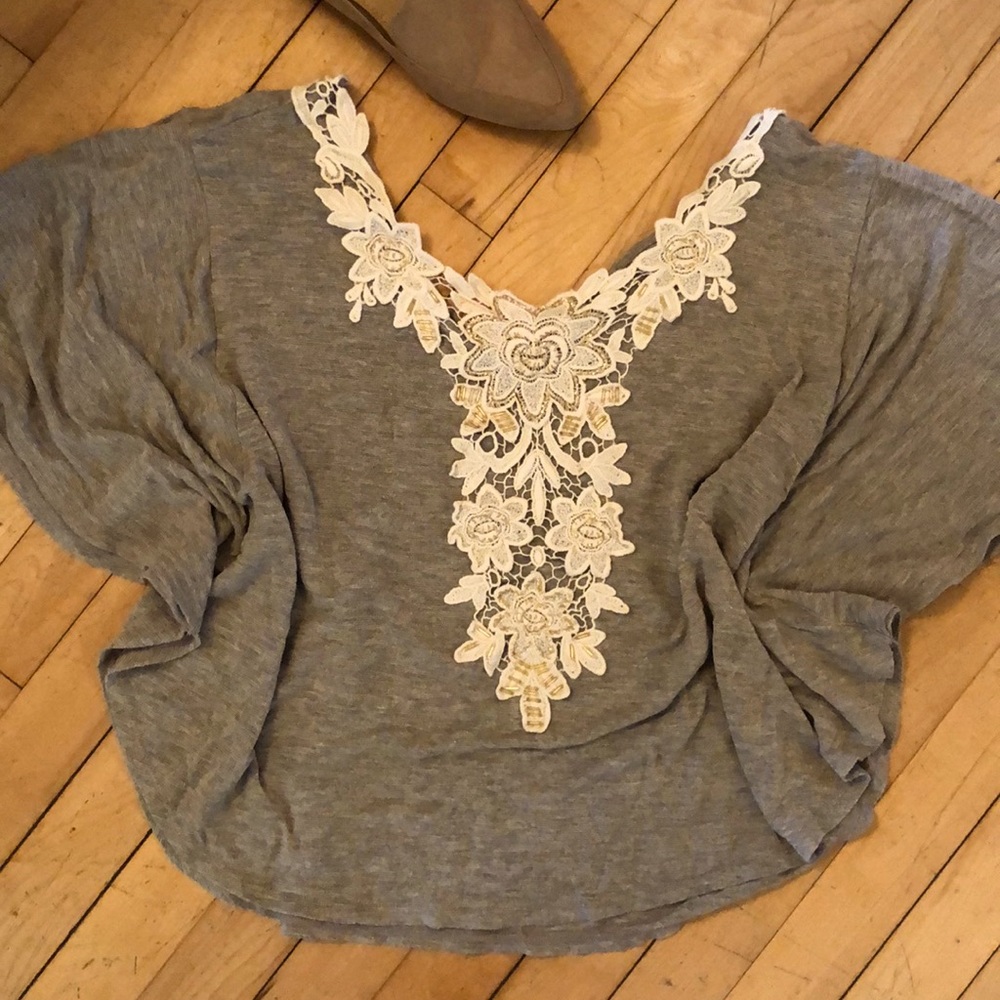 Flutter crop top